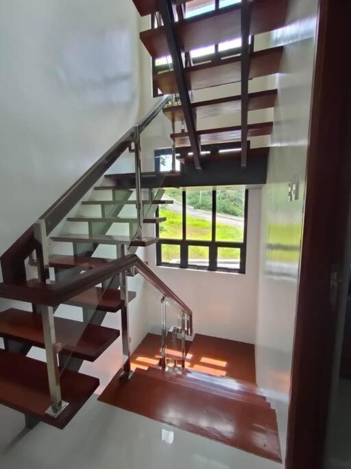 Overlooking Staycation At Sandari Batulao Tagaytay City Buitenkant foto