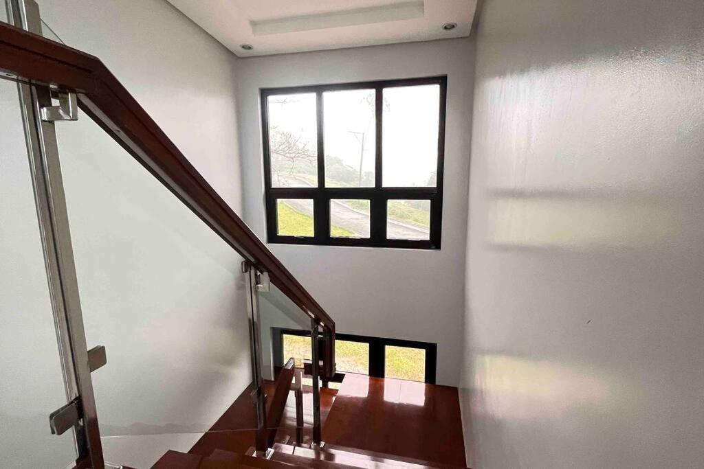 Overlooking Staycation At Sandari Batulao Tagaytay City Buitenkant foto