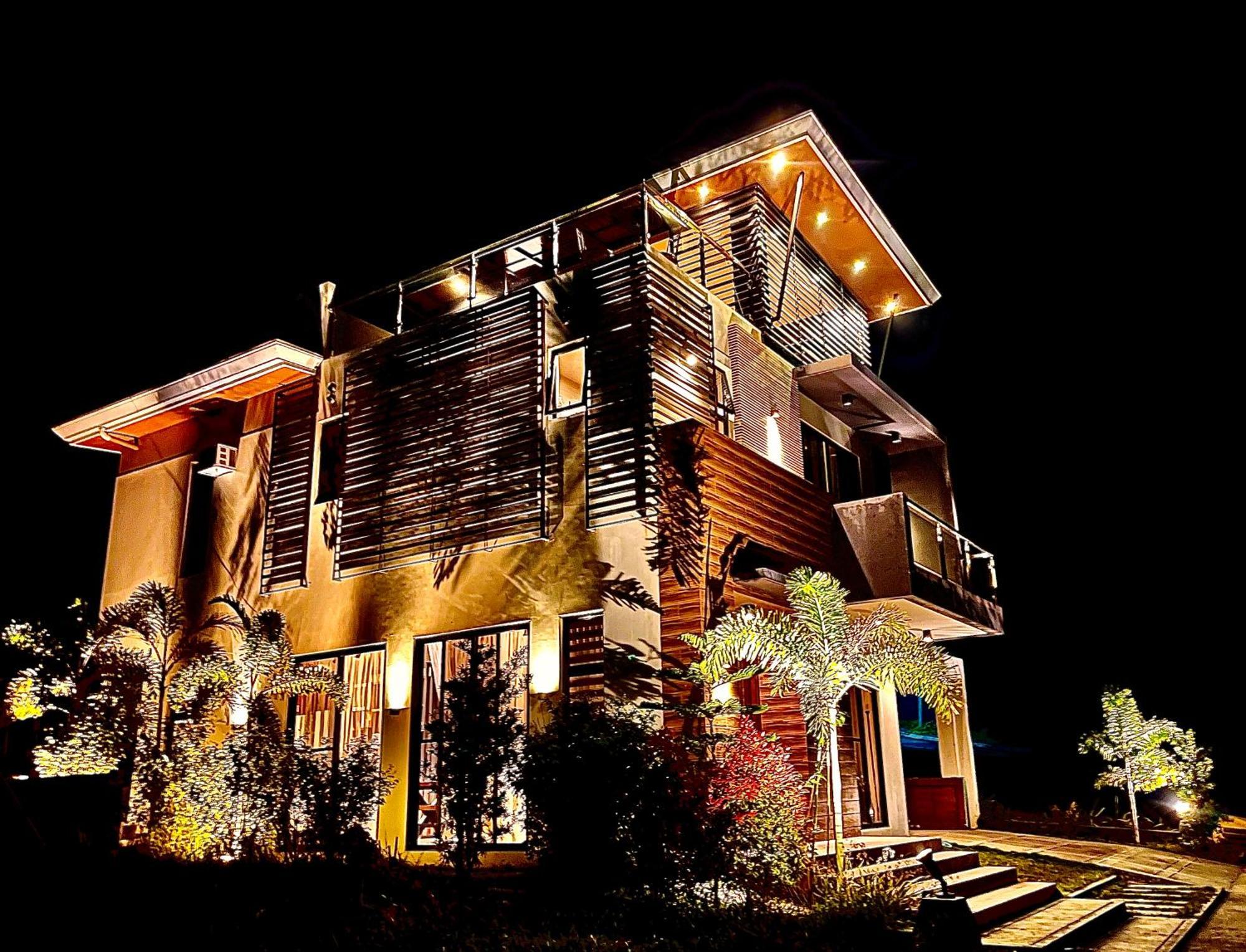 Overlooking Staycation At Sandari Batulao Tagaytay City Buitenkant foto