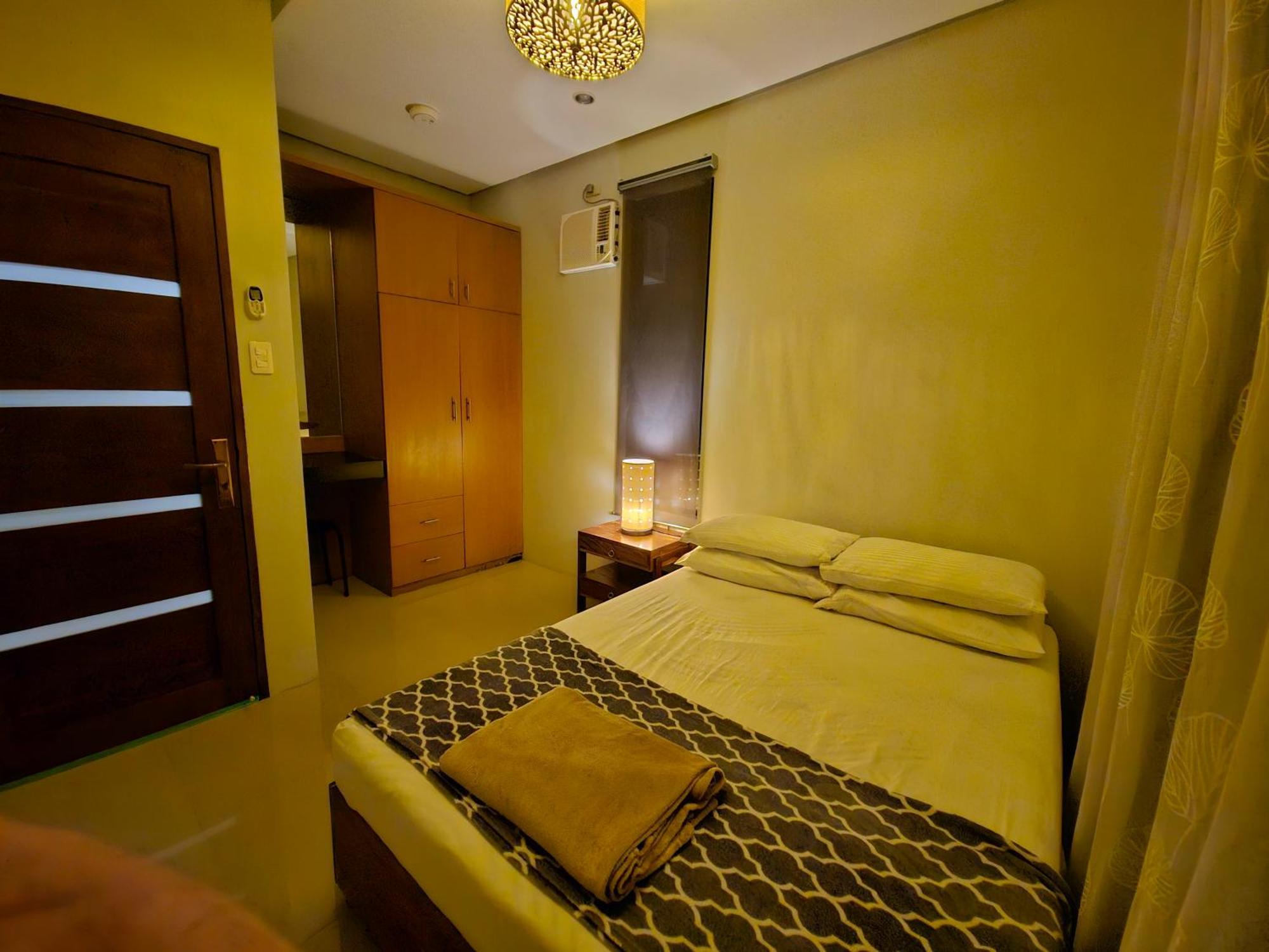Overlooking Staycation At Sandari Batulao Tagaytay City Buitenkant foto
